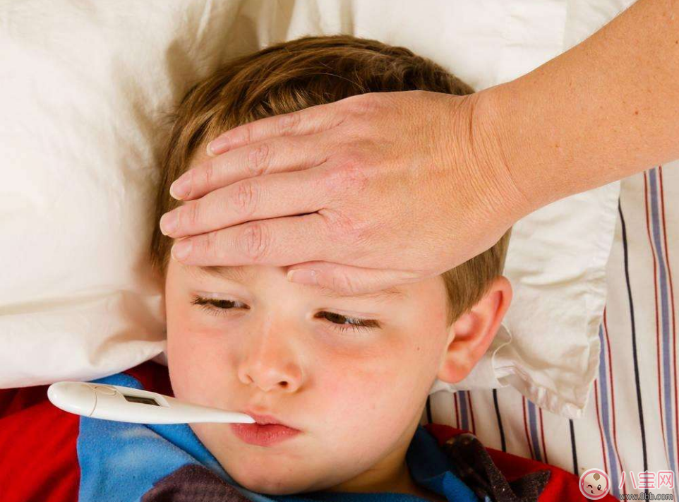 寶寶流感發燒如何推拿按摩 小兒退燒推拿多久退燒