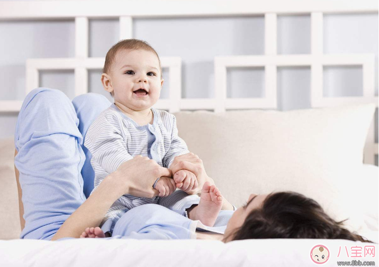 寶寶流感發燒如何推拿按摩 小兒退燒推拿多久退燒