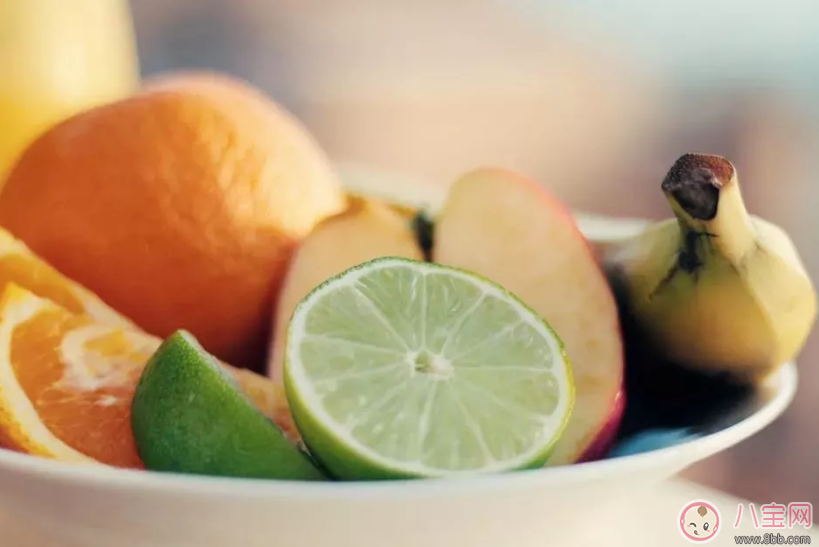 為什么朱丹哺乳期堅持不化妝 喂奶期間可以化妝嗎