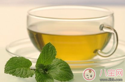 哺乳期可以喝減肥茶嗎 哺乳期喝減肥茶對(duì)寶寶的危害 哺乳期可以喝減肥茶嗎 哺乳期喝減肥茶對(duì)寶寶的危害