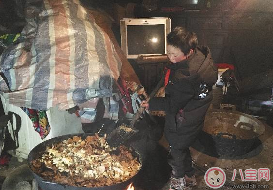 冰花男孩收到多少捐助 為何引起網友不滿