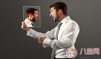 男性尿分叉是什么原因 男性尿分叉吃什么藥比較好