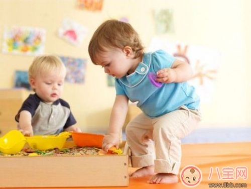 孩子不滿三歲上幼兒園好嗎 孩子什么時候上幼兒園最好