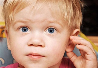 新生兒淚囊炎是什么病 孩子的眼屎應(yīng)該怎么清理比較好