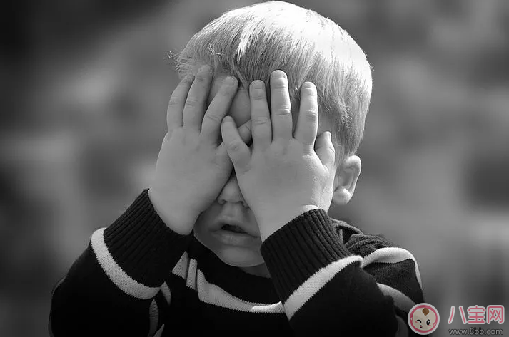 新生兒淚囊炎是什么病 孩子的眼屎應該怎么清理比較好 新生兒淚囊炎是什么病 孩子的眼屎應該怎么清理比較好