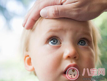 寶寶晚上腹瀉發燒怎么辦 這些情況需要馬上去急診室