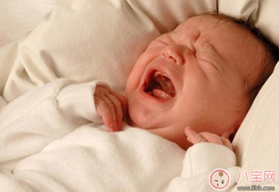 寶寶晚上腹瀉發燒怎么辦 這些情況需要馬上去急診室