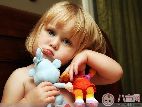 吃零食和多動癥有關(guān)系嗎 孩子零食吃多了會不會導(dǎo)致多動癥