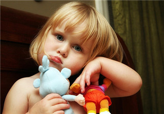 吃零食和多動癥有關系嗎 孩子零食吃多了會不會導致多動癥