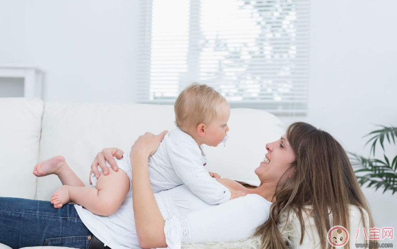 關于帶小孩的帶圖早安心語 早安心語陪伴孩子成長的句子說說朋友圈