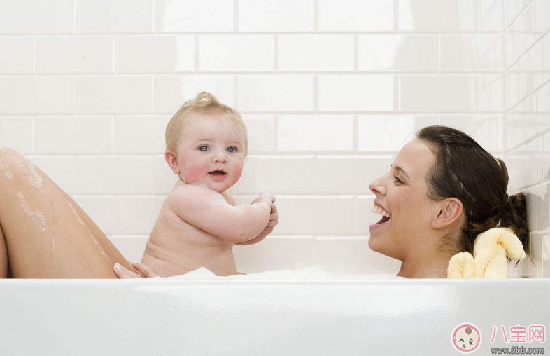 關于帶小孩的帶圖早安心語 早安心語陪伴孩子成長的句子說說朋友圈