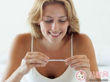 懷孕最早什么時(shí)候能測(cè)出結(jié)果 懷孕什么時(shí)候有癥狀表現(xiàn) 懷孕最早什么時(shí)候能測(cè)出結(jié)果 懷孕什么時(shí)候有癥狀表現(xiàn)