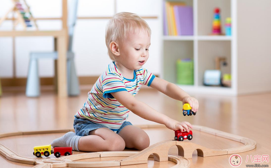 曬娃照片搞笑心情短語 朋友圈曬娃的搞笑語句 