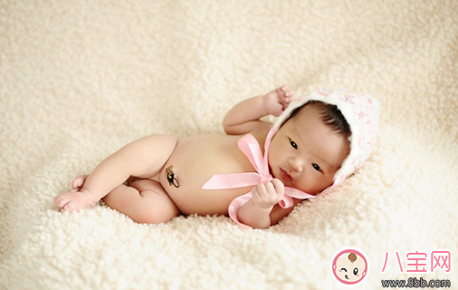 新生兒能手機拍照嗎 給新生兒拍照的最佳時間