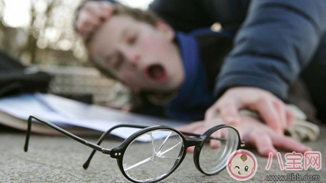 怎樣教育孩子應(yīng)對(duì)校園暴力 家長(zhǎng)如何正確處理校園暴力