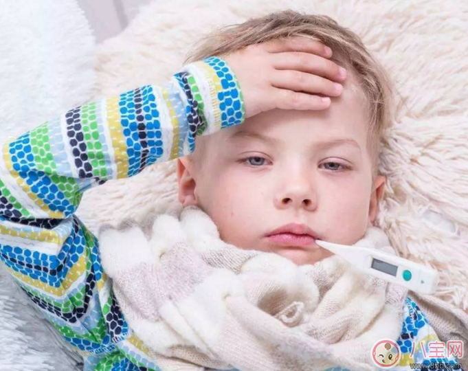 寶寶發燒嗜睡正常嗎 寶寶發燒后這些注意事項你知道嗎