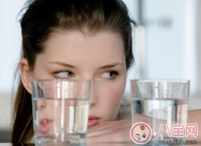 做愛到一半突然來(lái)月經(jīng)是什么感覺(jué) 來(lái)月經(jīng)時(shí)做愛會(huì)有什么影響 做愛到一半突然來(lái)月經(jīng)是什么感覺(jué) 來(lái)月經(jīng)時(shí)做愛會(huì)有什么影響