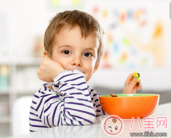 孩子厭食癥有什么表現 哪些是厭食癥的前兆