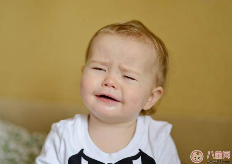 孩子只知道哭解決問(wèn)題怎么改 孩子喜歡用哭威脅爸爸媽媽怎么辦 