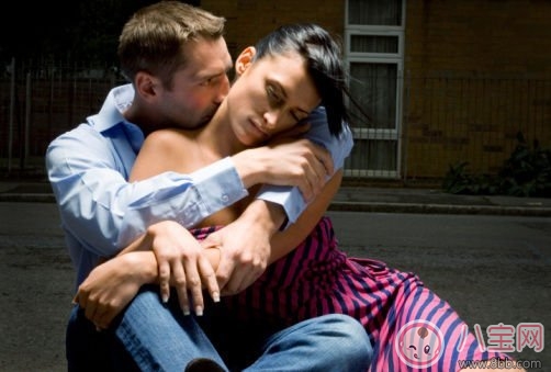 男人勃起困難無法進入女性陰道時怎么回事 男人勃起困難用深蹲法訓練有效果嗎