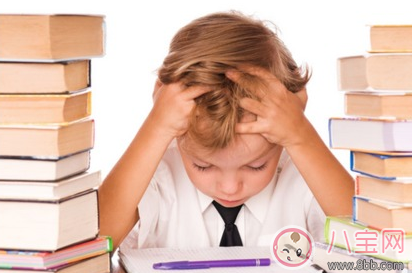 孩子不想寫寒假作業怎么辦 孩子不愛寫作業怎么教育 孩子不想寫寒假作業怎么辦 孩子不愛寫作業怎么教育