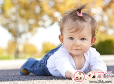 寶寶曬太陽可以直曬嗎 寶寶曬太陽能不能曬頭