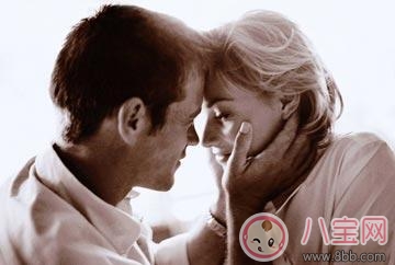 為什么有的女人陰唇會變黑 女人的陰唇變黑要怎樣護理 為什么有的女人陰唇會變黑 女人的陰唇變黑要怎樣護理