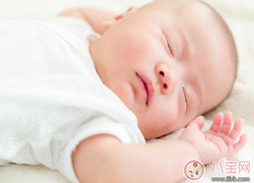 新生兒什么時(shí)候能聽見聲音 寶寶聽不見聲音的表現(xiàn)