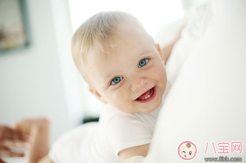 根據女性孕吐反應可以看出生男生女嗎2018 用中醫可以檢測出胎兒的性別嗎 根據女性孕吐反應可以看出生男生女嗎2018 用中醫可以檢測出胎兒的性別嗎