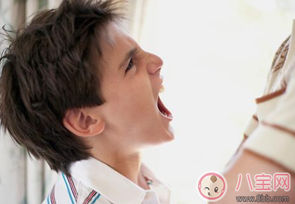 小孩脾氣暴躁家長怎么教育2018 孩子脾氣暴躁有哪些方法 小孩脾氣暴躁家長怎么教育2018 孩子脾氣暴躁有哪些方法