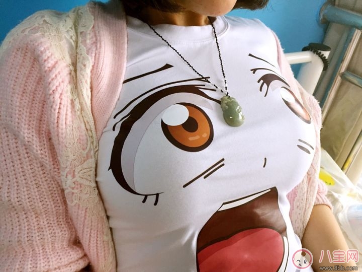 女人怎樣挑選適合自己的文胸 女人胸太大有什么煩惱