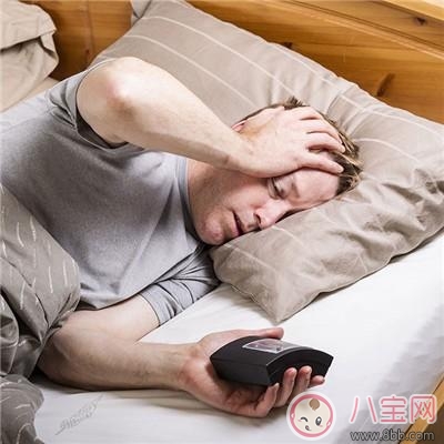 男人精液發(fā)黃會造成不孕不育嗎 男人精液發(fā)黃是什么原因