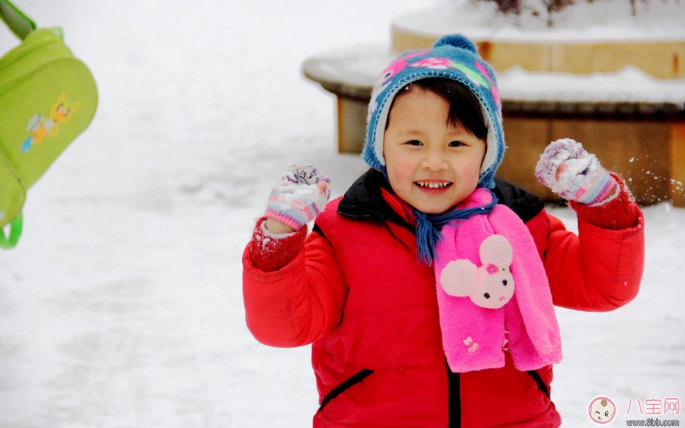 孩子沉迷動畫片不和大人交流怎么辦 怎么解決孩子喜歡看動畫片的現(xiàn)狀