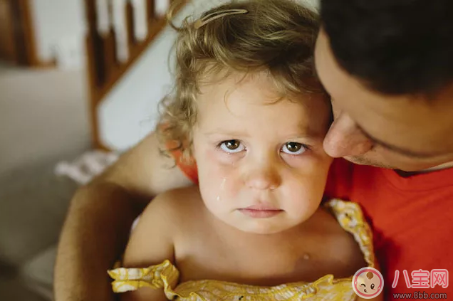 為什么寶寶總是一言不合鬧情緒 寶寶總是在發脾氣的原意是什么 為什么寶寶總是一言不合鬧情緒 寶寶總是在發脾氣的原意是什么