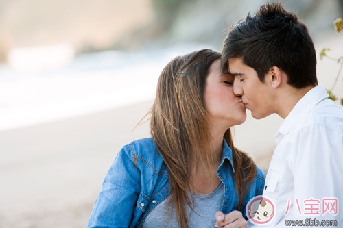 性生活時性愛技巧有多重要 2018增加兩性情趣的技巧推薦