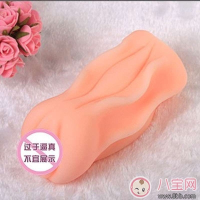 新手應(yīng)該買飛機杯還是名器 飛機杯和名器有哪些區(qū)別