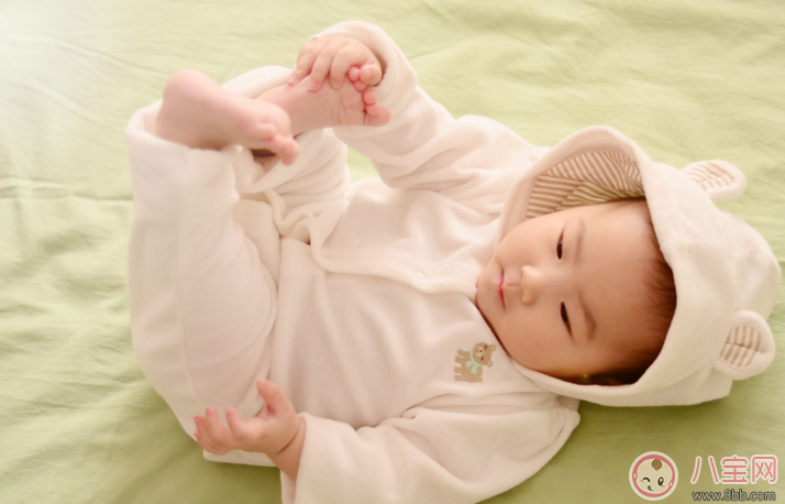 寶寶燙傷后怎樣恢復(fù)得快 寶寶燙傷后如何護(hù)理 寶寶燙傷后怎樣恢復(fù)得快 寶寶燙傷后如何護(hù)理