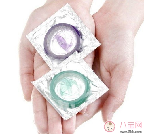第一次買避孕套是什么體驗 給男朋友送避孕套合適嗎