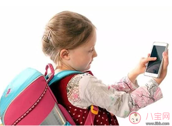 假期孩子沉迷于手機怎么辦 如何合理安排孩子假期生活