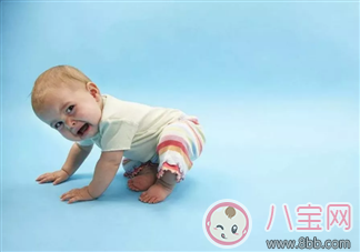 小孩子摔倒了要不要扶 孩子摔倒了要馬上扶起來嗎