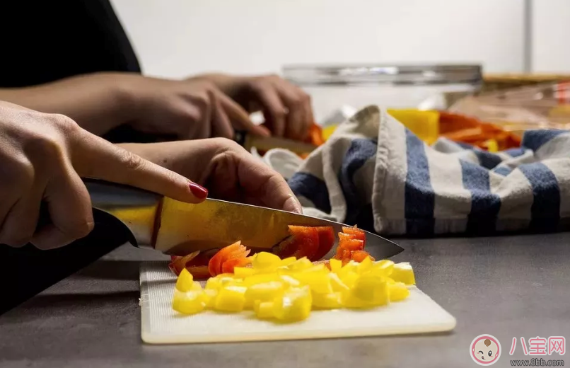 月子里到底能不能進(jìn)補(bǔ) 月子進(jìn)補(bǔ)吃什么最好