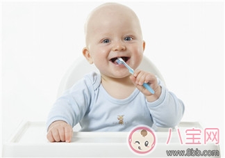 小兒口臭是什么原因 八個月寶寶出現口臭怎么回事 小兒口臭是什么原因 八個月寶寶出現口臭怎么回事