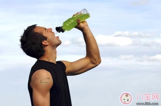 精液和煮熟的蟹膏味道很像是真的嗎 精液到底是什么味道的 精液和煮熟的蟹膏味道很像是真的嗎 精液到底是什么味道的