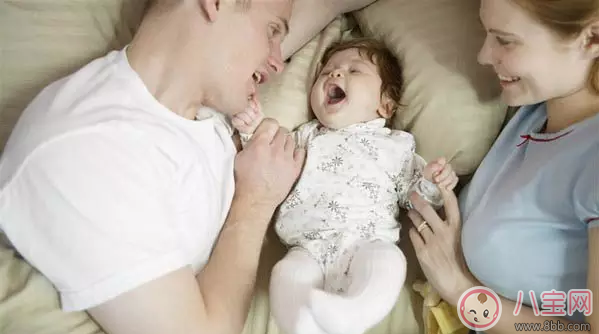 寶寶過年被鞭炮聲吵醒怎么辦 怎么避免孩子被鞭炮聲吵醒