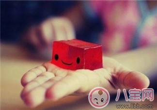 朋友都結(jié)婚了的心情感慨 身邊朋友結(jié)婚了說說句子