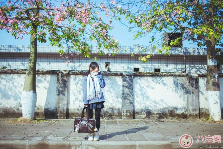 和女朋友一起穿制服是什么感覺 第一次穿制服應該注意什么問題