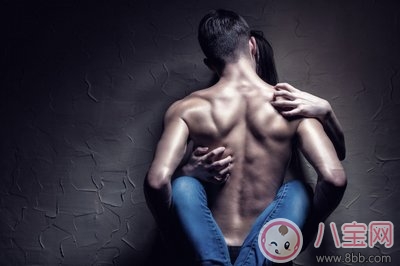 站立啪啪技巧推薦 被男友抱起來啪是什么感覺 站立啪啪技巧推薦 被男友抱起來啪是什么感覺