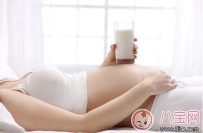 懷孕時羊水變少是什么原因 羊水變少對孩子有什么影響