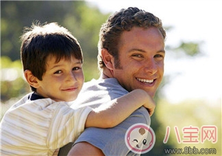 3歲小孩打人扔?xùn)|西怎么辦 3歲前寶寶愛打人如何教育