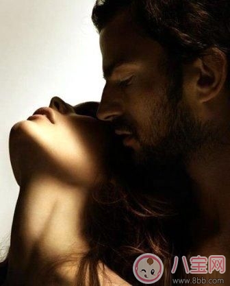 女性私處體毛較多要不要刮掉 女性平時生活怎樣保養(yǎng)私處